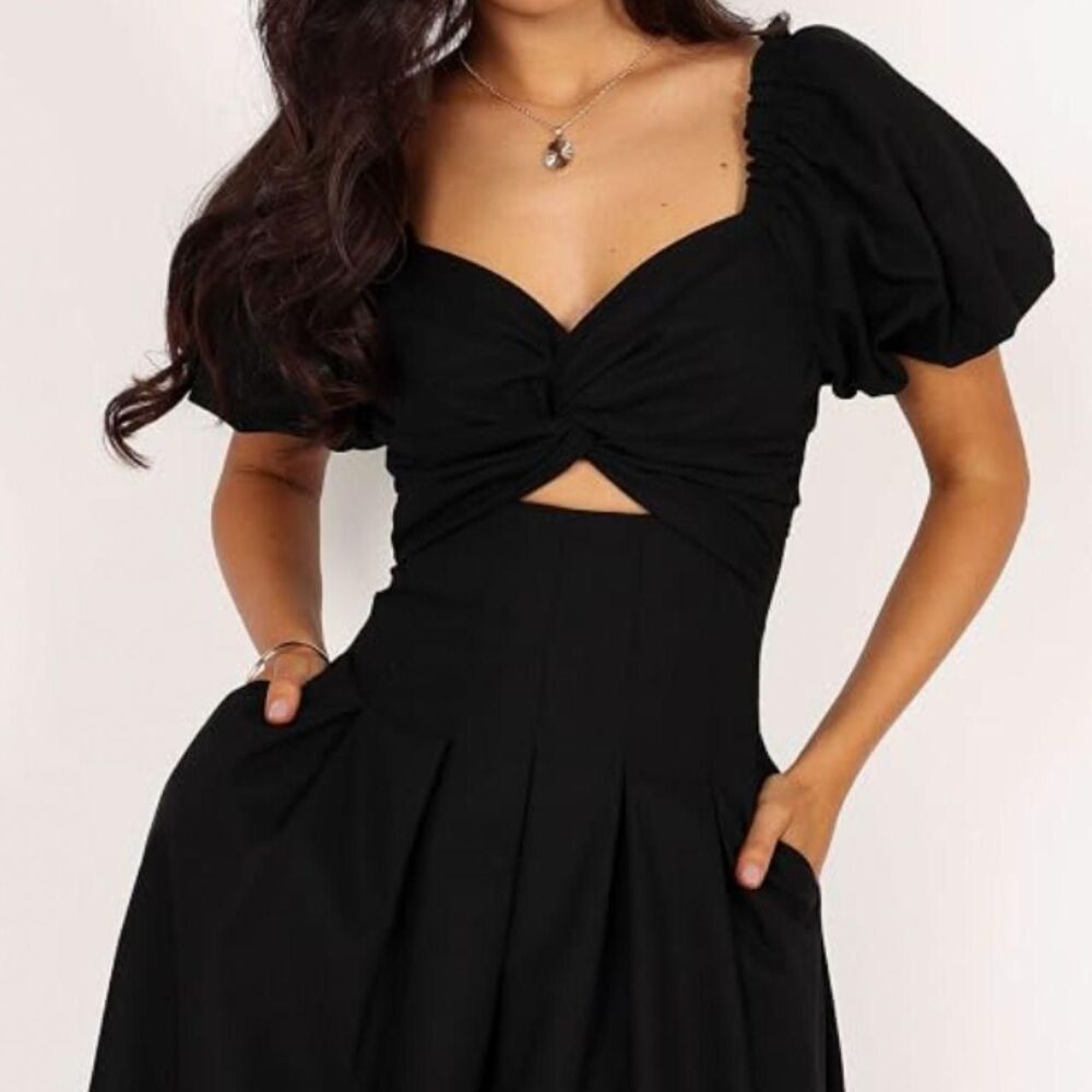 Petal-pup Women's Black Casual-dresses - Picture 3 of 7